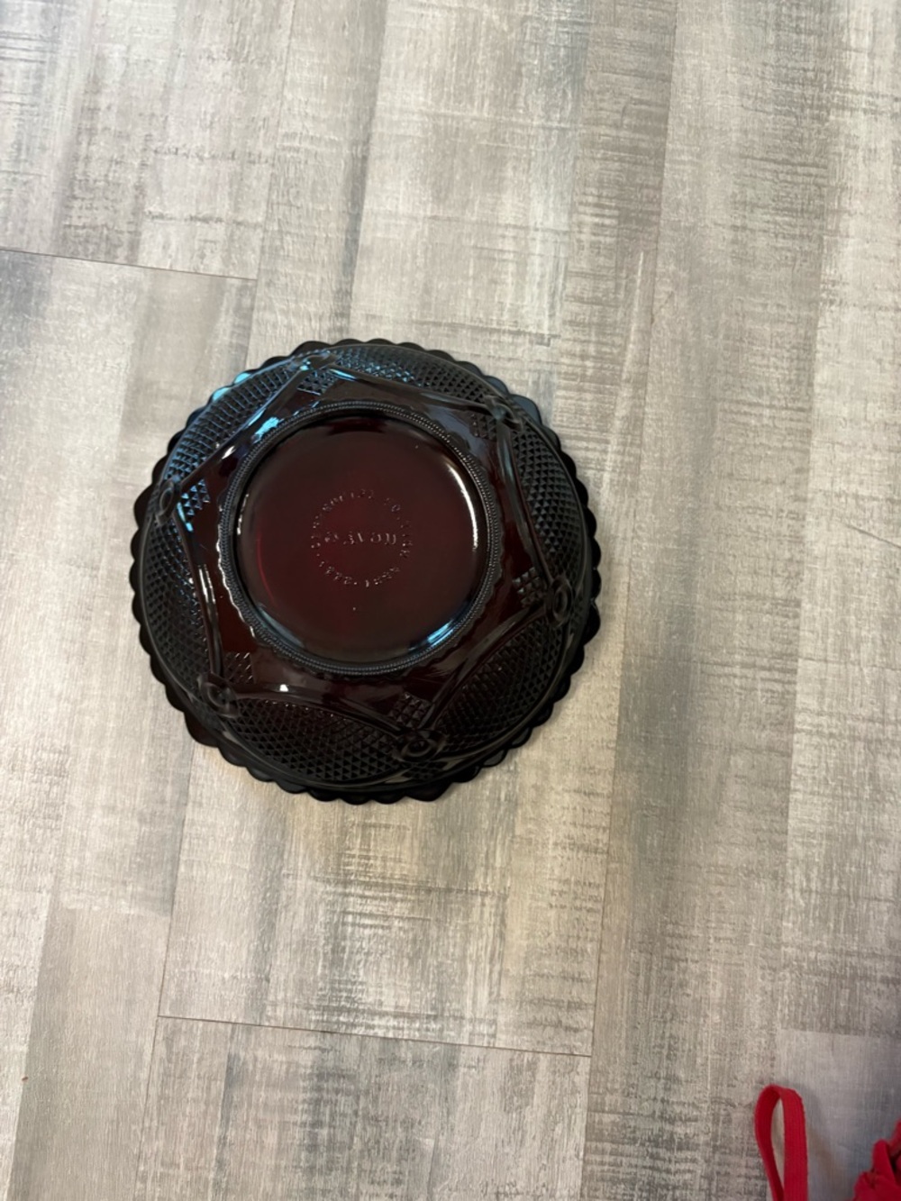 Avon 1876 Cape Cod Ruby Red Serving Bowl - Picture 7 of 7
